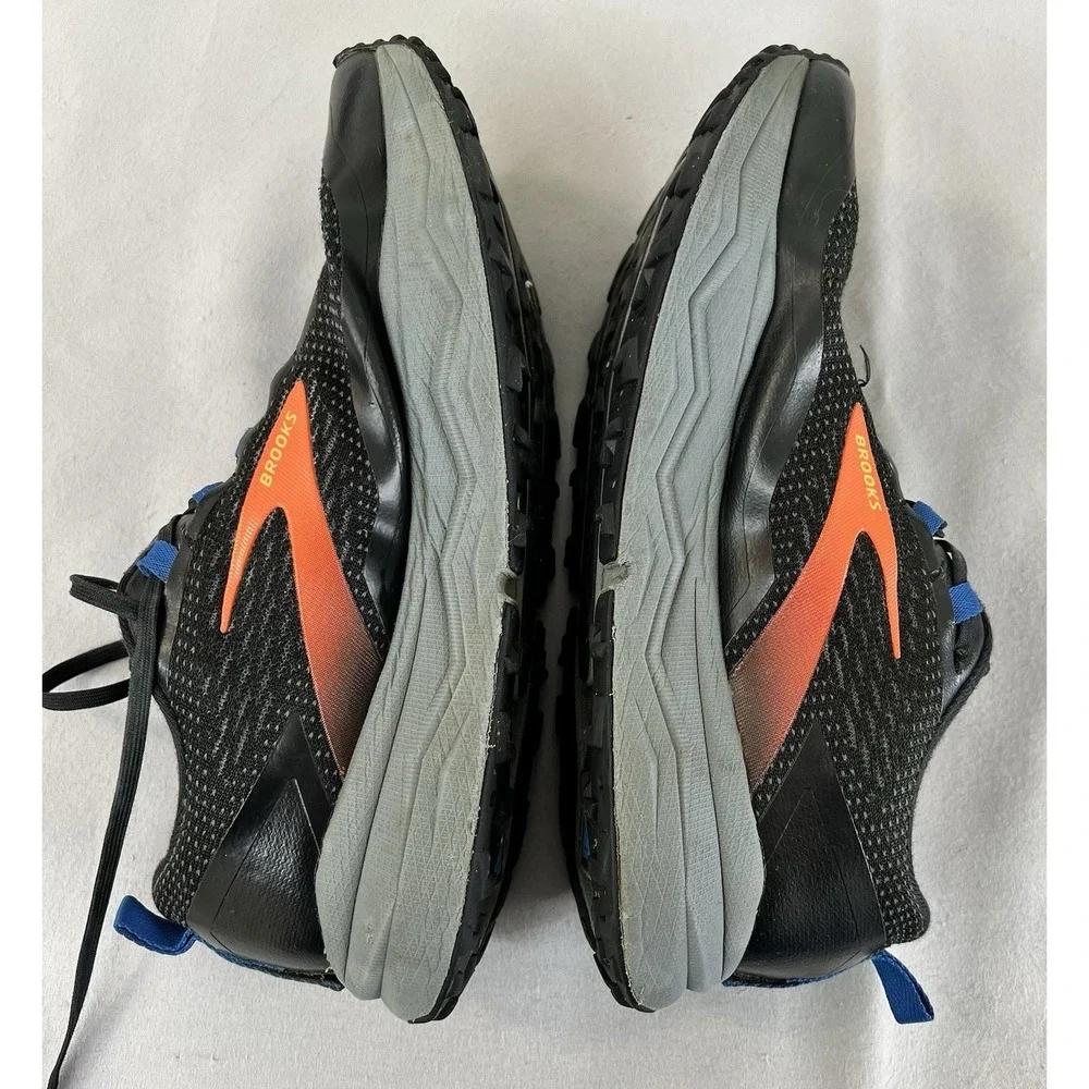 Brooks caldera black